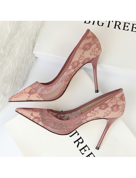 1853-1 European And American Sexy Slim High Heel Shoes Women's Shoes Thin Heel High Heel Shallow Notched Mesh Hollow Lace Single Shoes